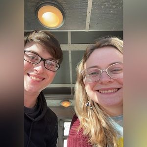 Meet your Posher, Ana